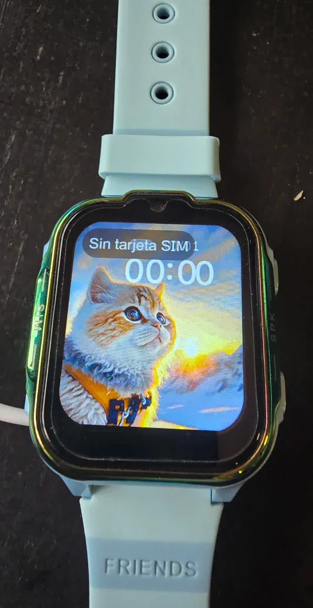 Reloj infantil con SIM. Como se ve en la imagen