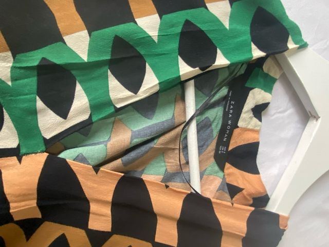 Vestido Zara estampado