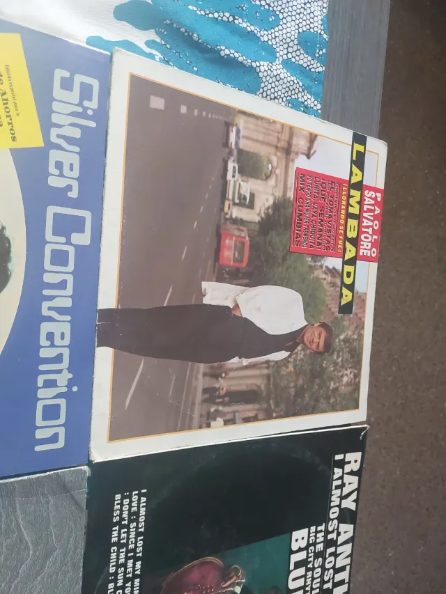 Lote 4 Vinilos: Blues, Dance, Latino, Soul