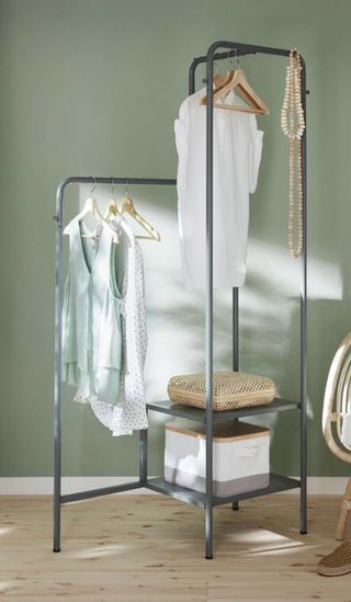 Suporte de roupas NIKKEBY IKEA em metal cinza-verde em segunda mão