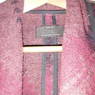 Chaqueta sin botones con estampado étnico