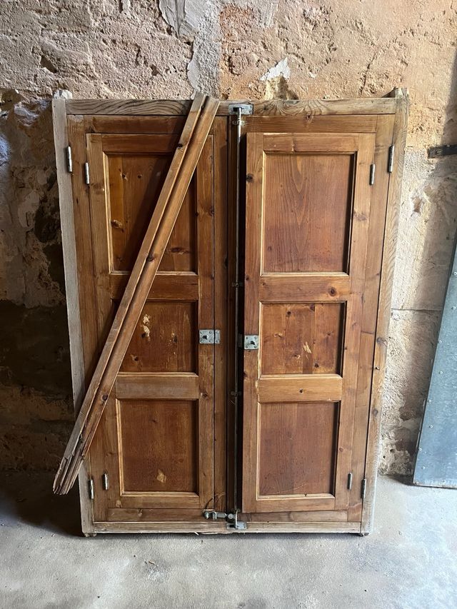 Ventanas de madera de avet con marco