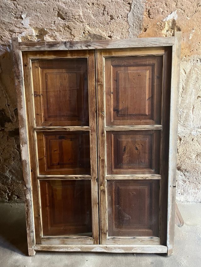 Ventanas de madera de avet con marco