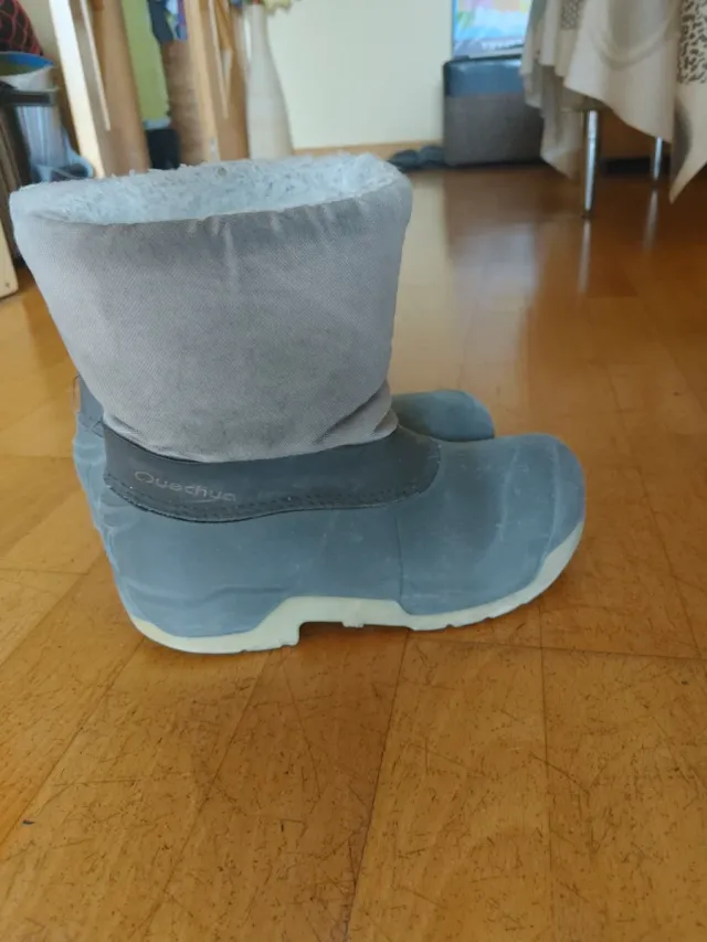 Botas de nieve forradas talla 34- 35. Quechua