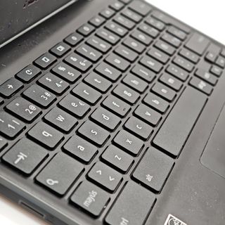 CHROMEBOOK ASUS C214M CON CARGADOR