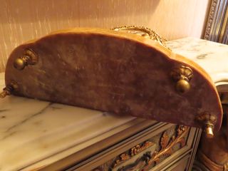 Reloj barroco dorado con pareja