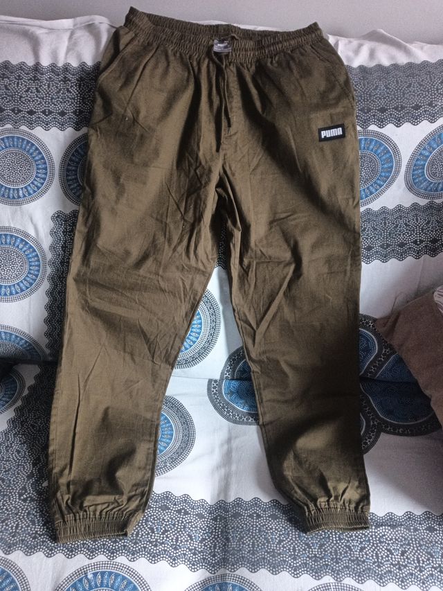 Pantalón chándal Puma marrón
