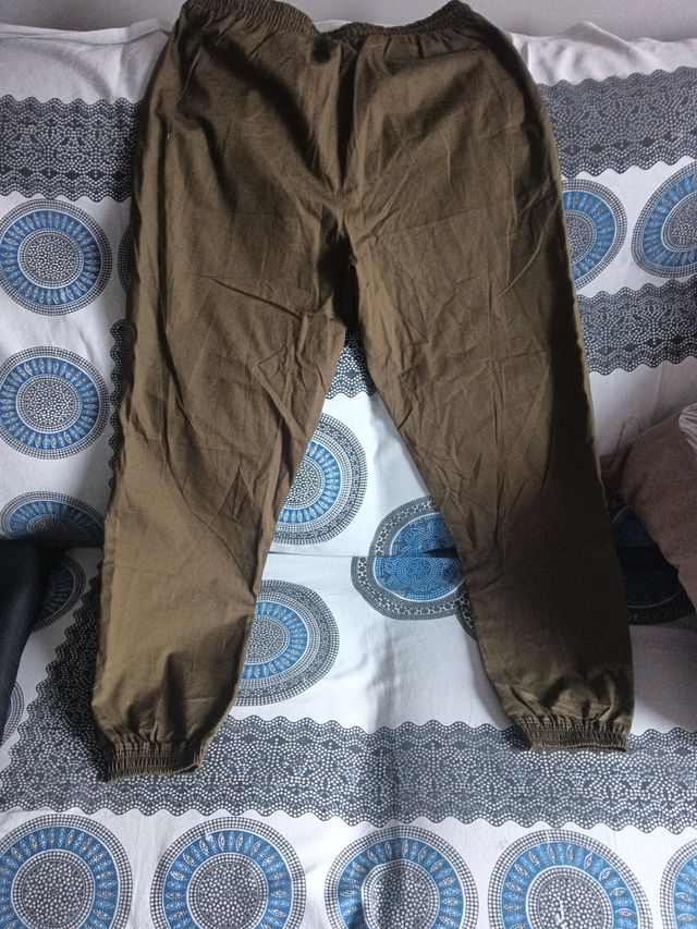 Pantalón chándal Puma marrón
