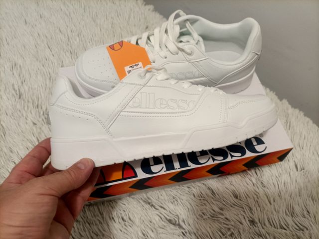 Zapatillas Ellesse Talla 42 y 43 Blancas