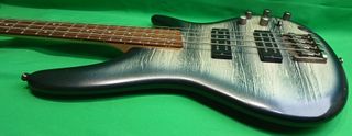 Bajo Ibanez SR300E IP02