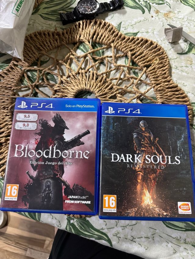 Bloodborne + Dark Souls Remastered PS4