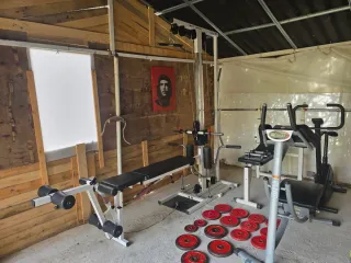 GYM completo ( ALGO NEGOCIABLE)