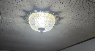 Lámpara de techo antigua cristal y metal