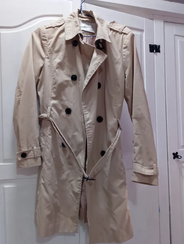 Saco beige de botones. Perfecto para otoño