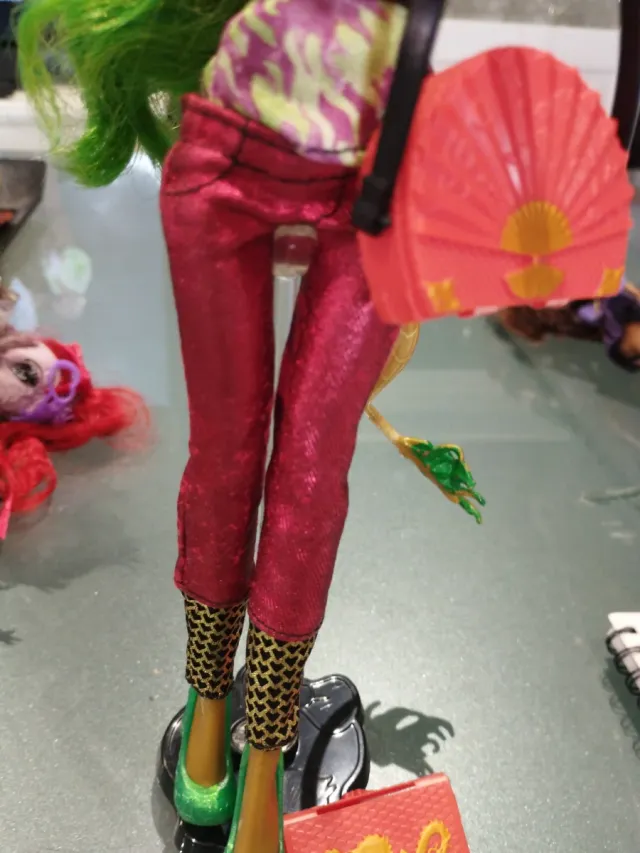 Muñeca Monster High jinafire long scaremester