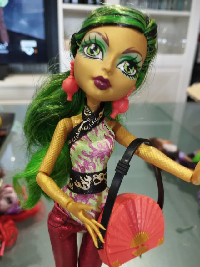 Muñeca Monster High jinafire long scaremester