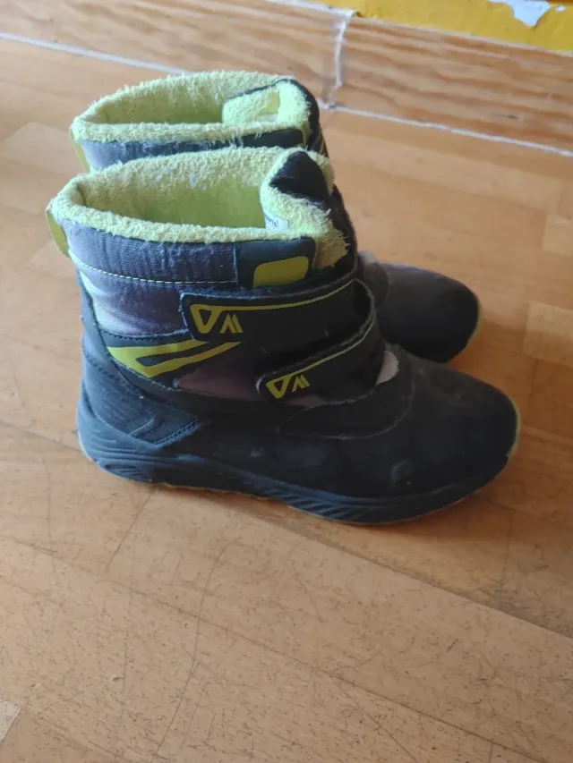 Botas de nieve negras y verdes T.36