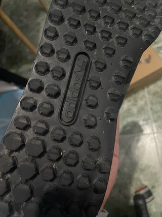 Zapatillas Adidas Negras y Grises