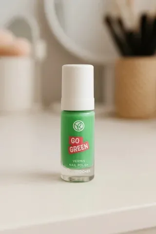 Smalto Yves Rocher Go Green – Verde Fresco