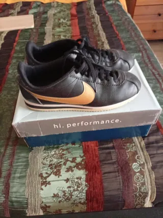 Nike Cortez Vintage Nero Oro