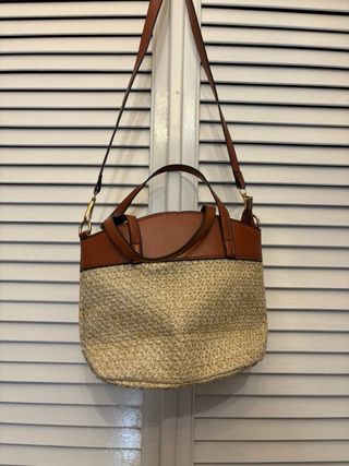 Bolso de rafia y piel