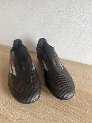 Botas de fútbol Adidas F50 poco uso (negociable)