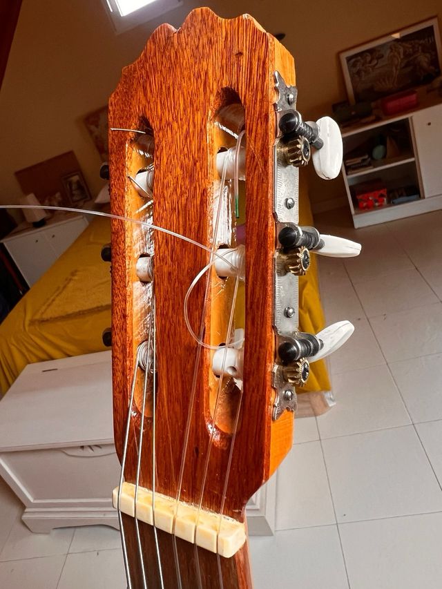 Guitarra Española con Funda EK