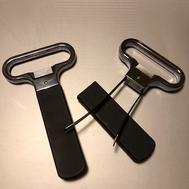 Abridor sacacorchos de LAMINAS bodega