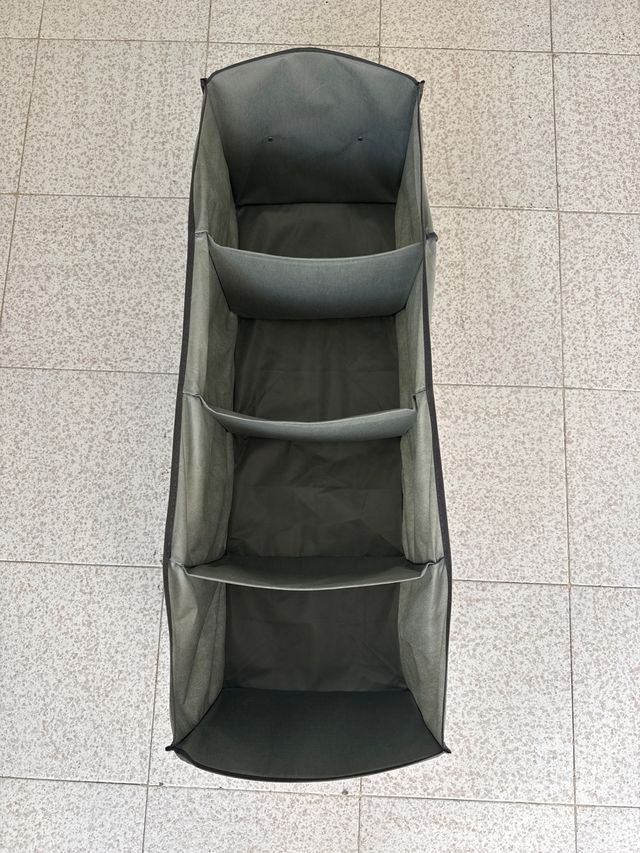 Estantería colgante placard gris