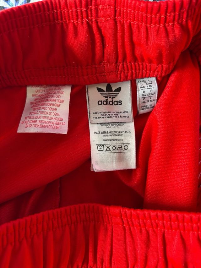 Pantalones chándal Adidas rojos