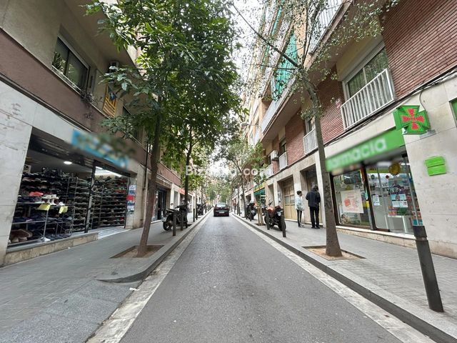 Local comercial en venta en Sants