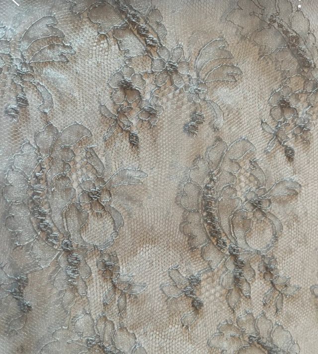 Mantilla Chantilly Antiguo Virgen