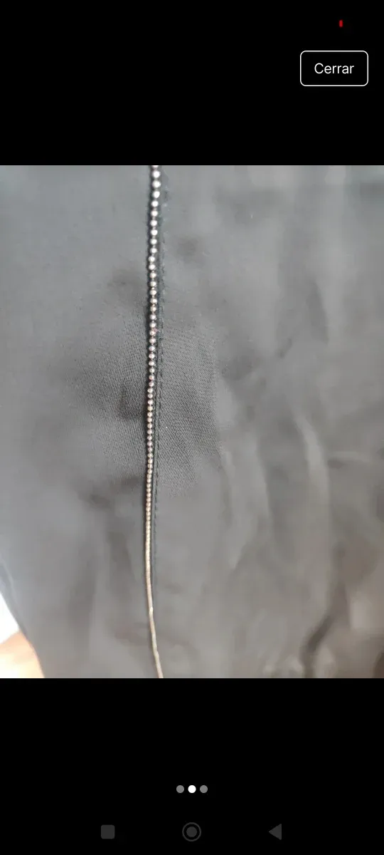 Vestido negro con transparencias