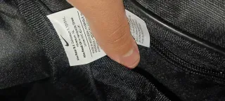 Mochila Nike Negra con Logo Blanco