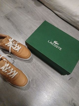 Zapatillas Lacoste T-Clip Marrones