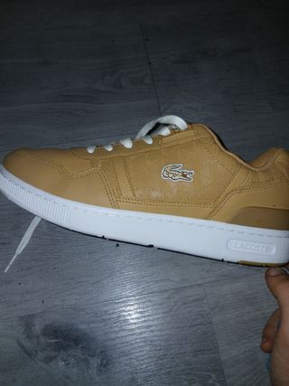 Zapatillas Lacoste T-Clip Marrones