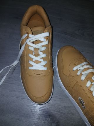 Zapatillas Lacoste T-Clip Marrones