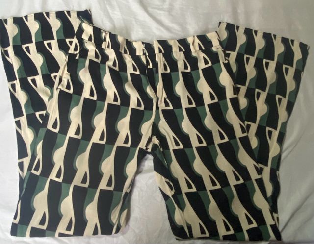 Pantalón estampado Zara