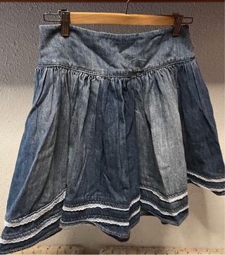 Falda vaquera con encaje