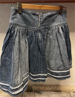 Falda vaquera con encaje