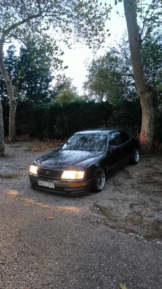Lexus LS 1995