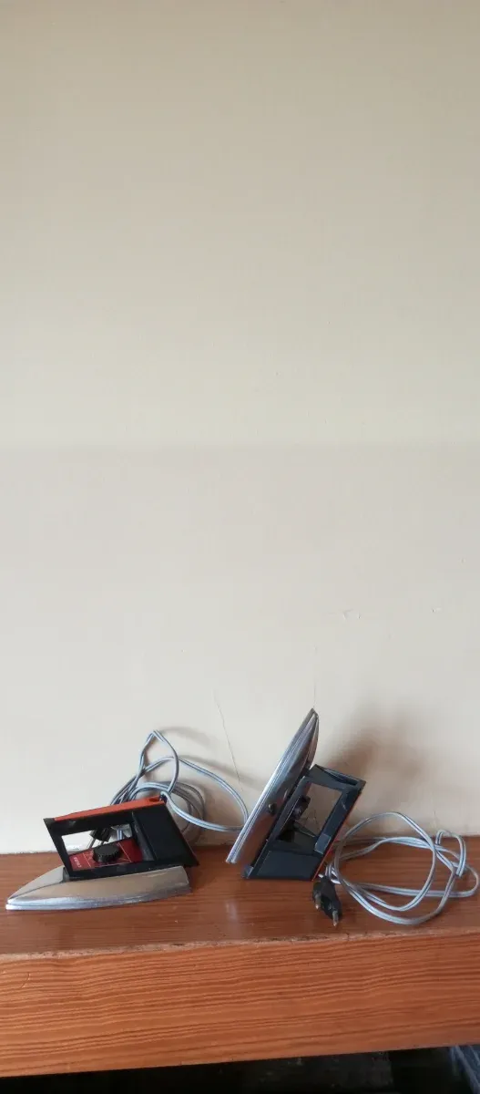 2 Planchas antiguas de juguete (50 años) a 40€ c/u