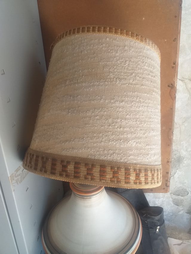 Lampada da tavolo anni '70 grande base