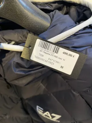 Chaqueta EA7 Unisex Negra y Blanca