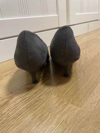 Tacón grises y negro 2x15€
