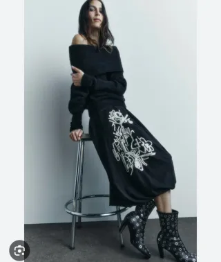 Falda Zara Estampada Negra y Blanca