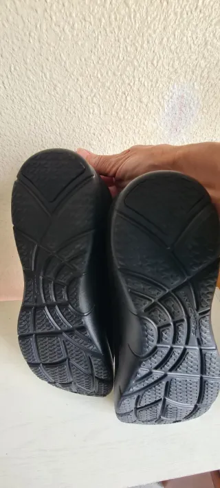 Zapatillas Skechers Negras