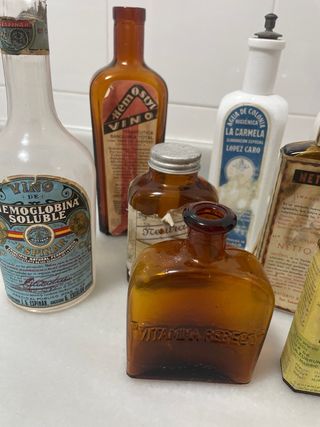 Lote di Bottiglie Antiche da Farmacia Vintage