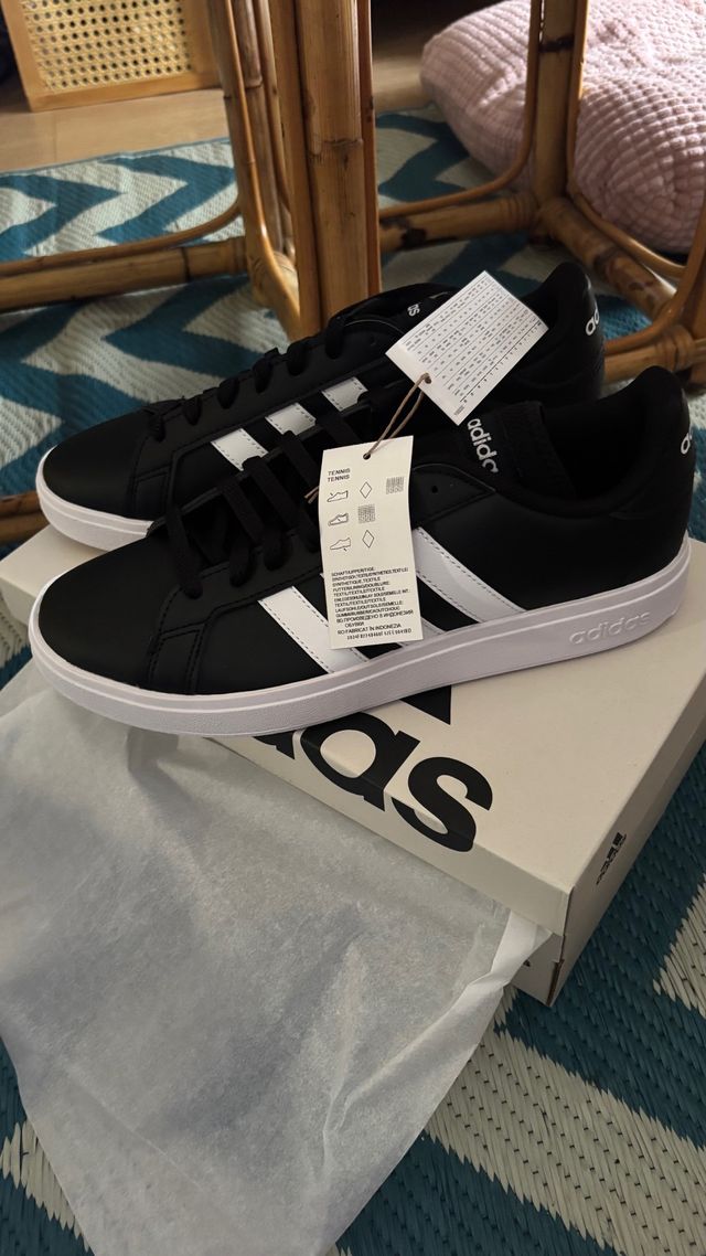 Zapatillas Adidas Grand Court Base 2.0 T42 nuevas