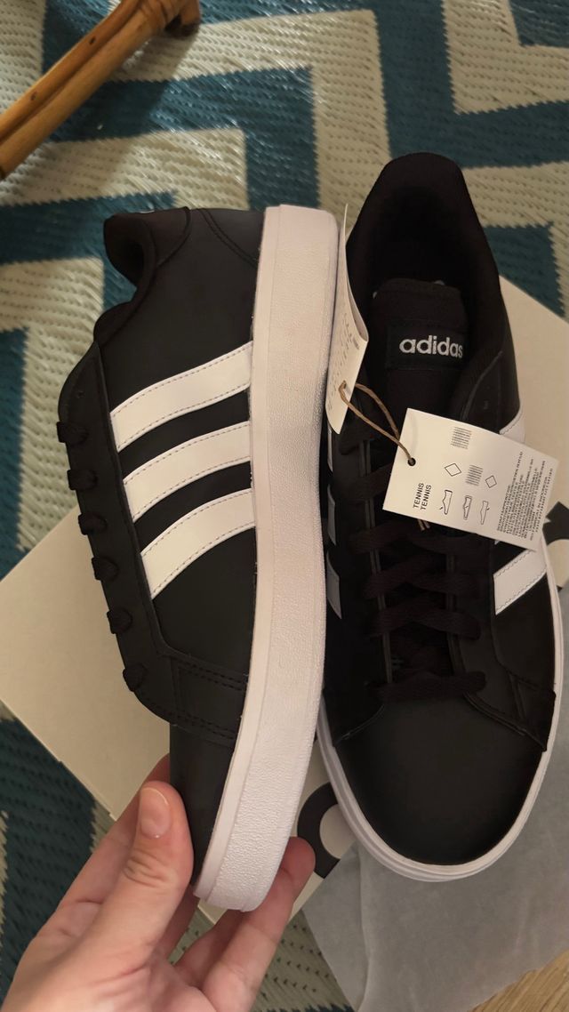 Zapatillas Adidas Grand Court Base 2.0 T42 nuevas